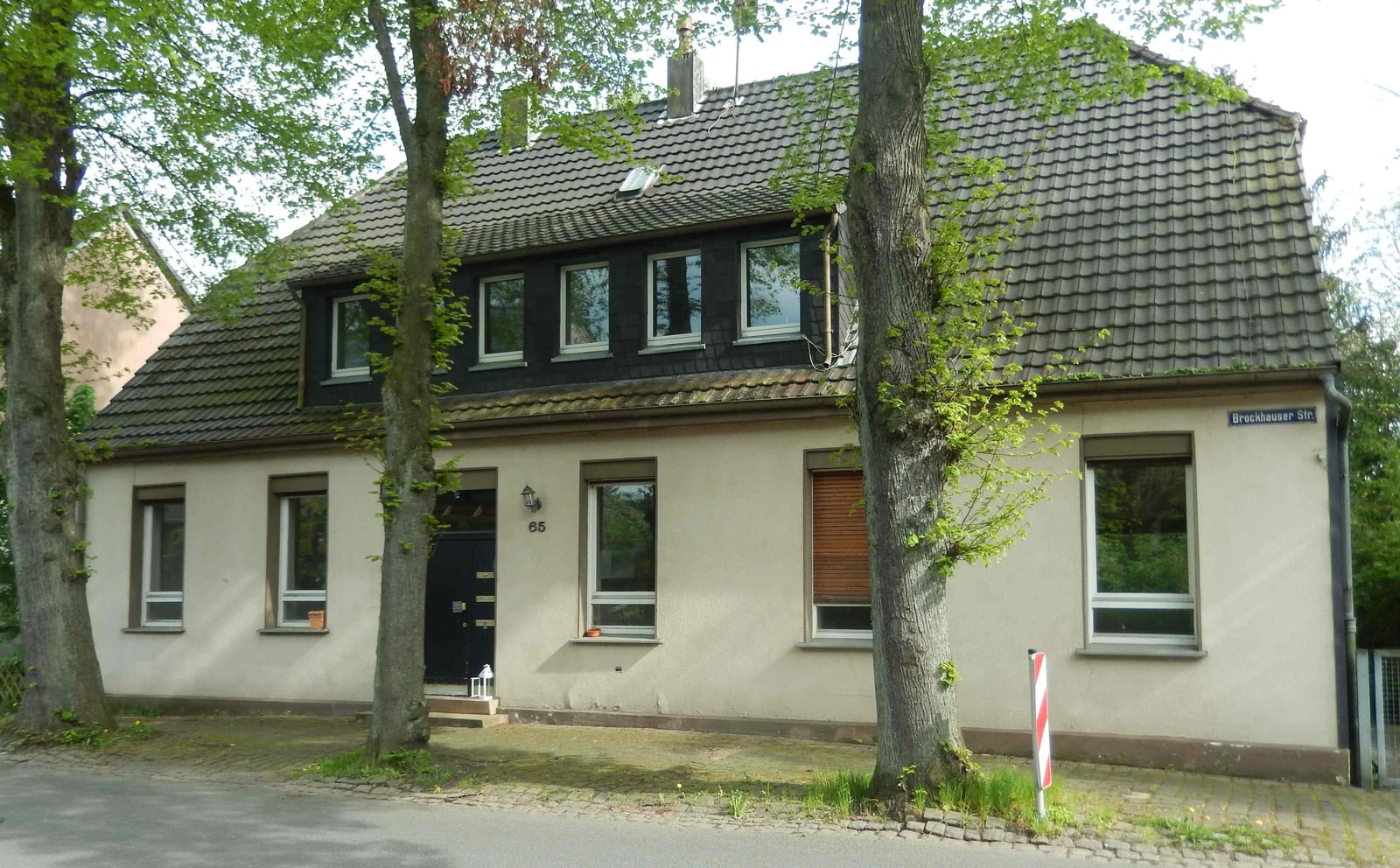 brockhauser-strasse-ehemaliges-schulvikarierhaus-bochum-stiepel